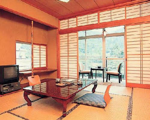 Izumiya Ryokan Uonuma Ngoại thất bức ảnh